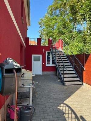 Hofteil mit Aufgang
