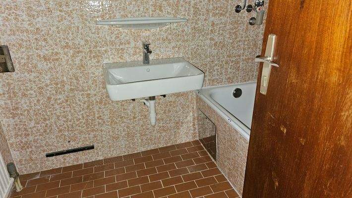 20251216_140857_resized