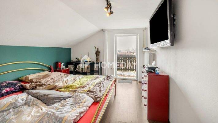 1. OG Schlafzimmer 1