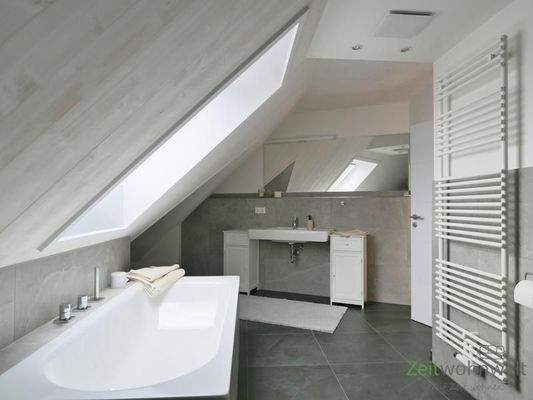 Blick ins Bad oben