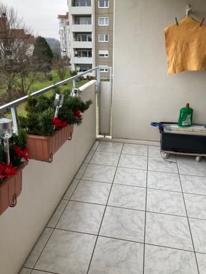 ... der Balkon, eine schöne Größe ...