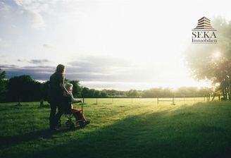 Pflege im Seniorenzentrum Bsp.