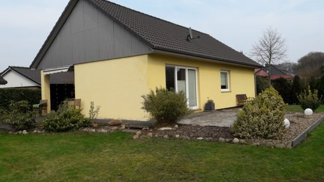 Charmantes Einfamilienhaus auf ruhigem Grundstück