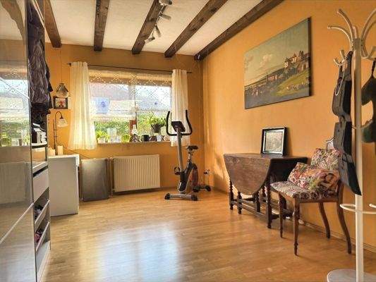 eines der schönen Zimmer im Erdgeschoss