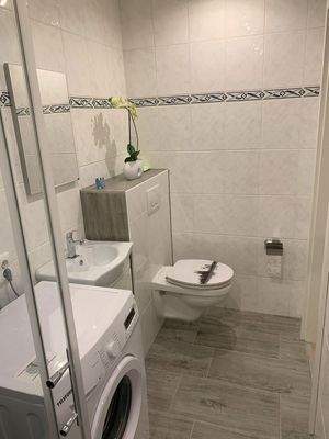 Gäste WC mit Dusche