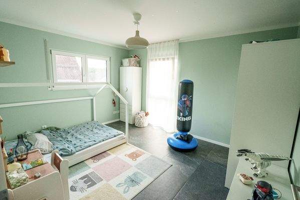 Haus_Ungelstetten_Schlafzimmer_Kinderzimmer_02.jpg