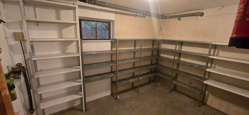 Großer Abstellraum Keller