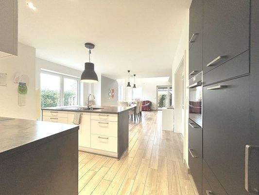 EG Einblick - Küche-Essen