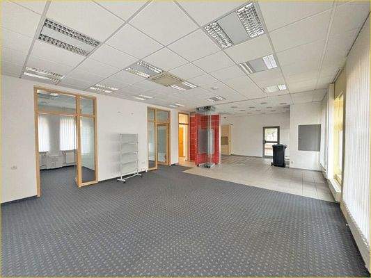 Laden- oder Bürofläche