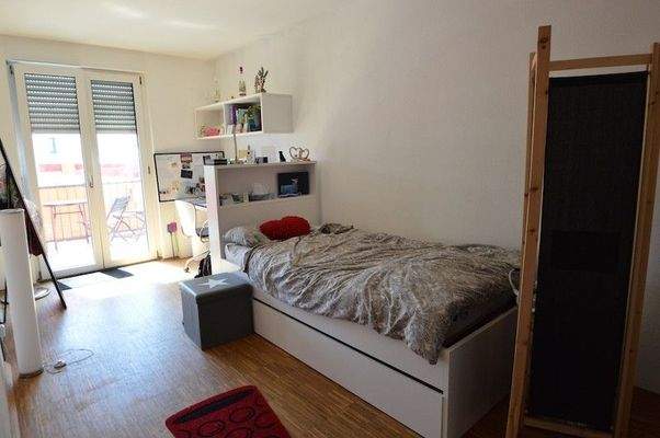 Apartment 2 - Blick zum Balkon