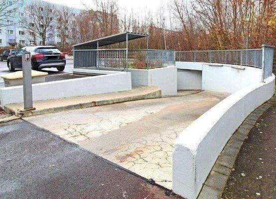 Zufahrt Tiefgarage