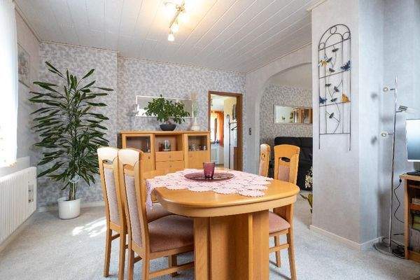 Der Wohn- und Essbereich im OG