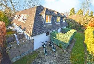 Die Wohnung bietet zwei geschützte Terrassen und jede Menge Wohnkomfort