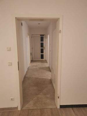 9g-EG Flur 02.jpg