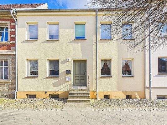 CAM03802G0-PR0039-STILL001_alt