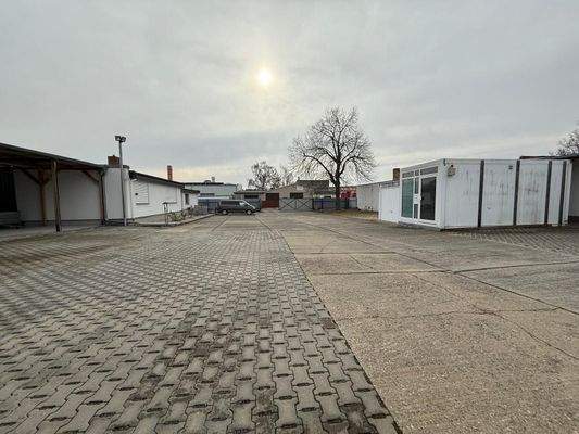 Blick auf das Eingangstor