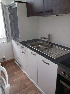 WMW 28 d EG links Küche mit Einbauküche