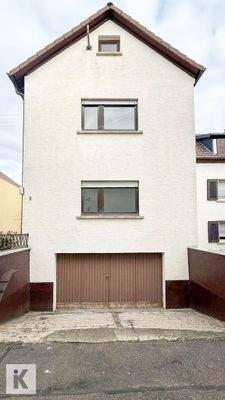 Haus Nr: 1 Garageneinfahrt