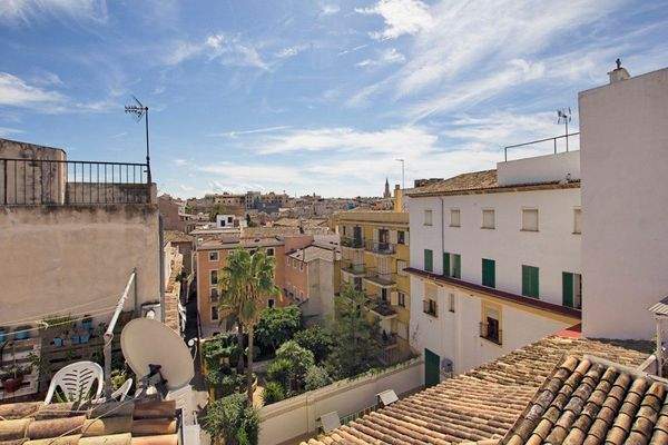 Renovierungsbedürftige Erdgeschosswohnung zum Verkauf in der Altstadt von Palma, Mallorca