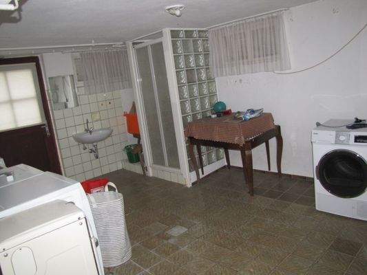 UG Der Waschmaschinenraum