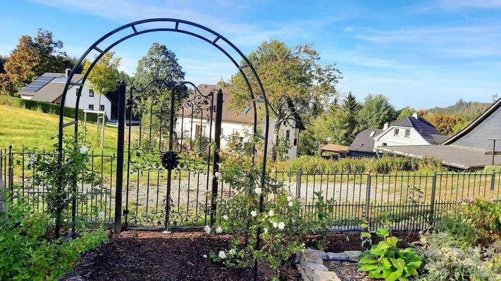 Tor vom Nutzgarten zur Wiese