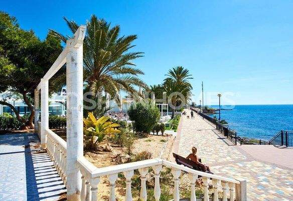 Elegant Apartments with Sea View in Punta Prima Costa Blanca