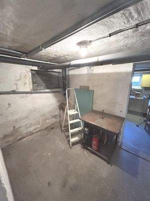 KG: Abstellbereich offen