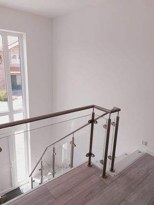 Flur OG Ansicht Treppenanfang.jpg