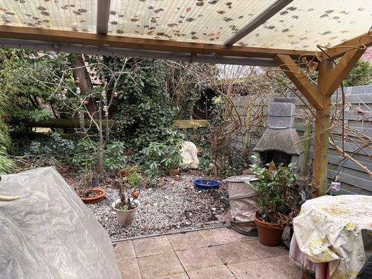 überdachte Terrasse