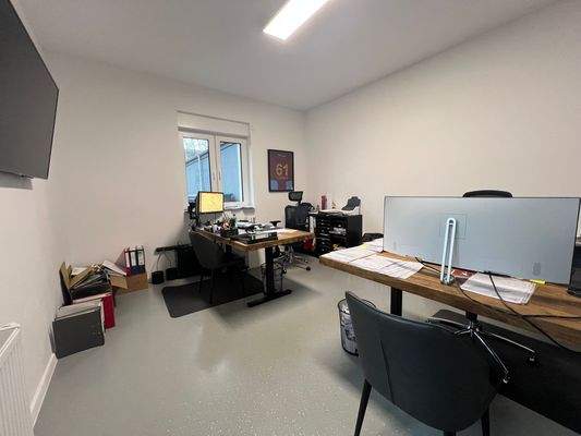 Modernes Büro im Erdgeschoss