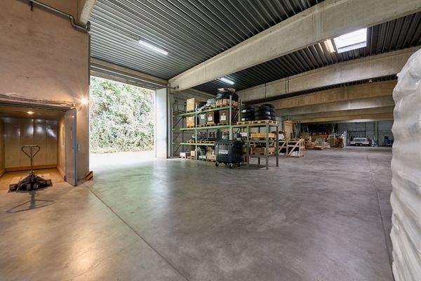 Torausfahrt hintere Halle