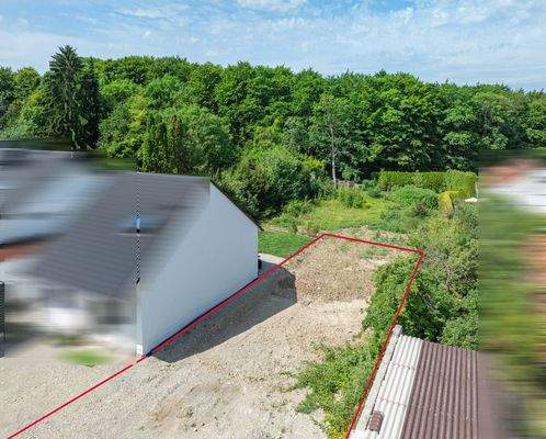 Nachbarhaus bereits fertig