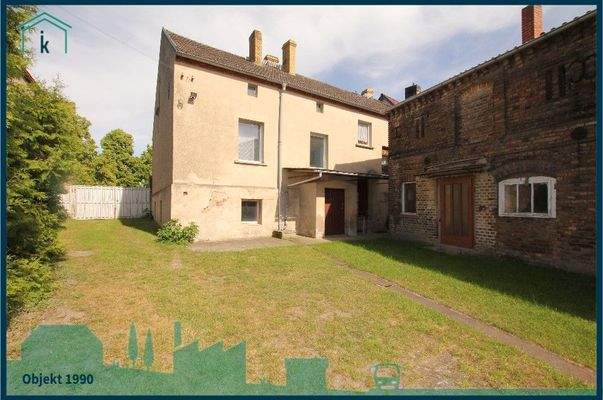 1990 Rückansicht Haupthaus.jpg