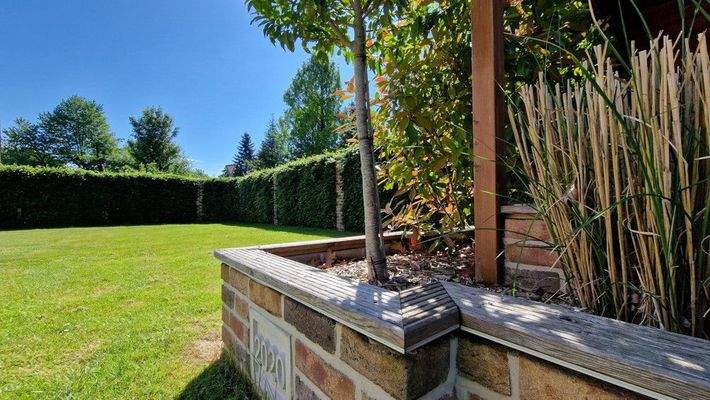 V1599 Gartenimpressionen