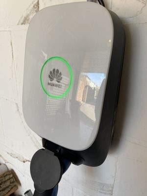 E-Auto-Lademöglichkeit / Wallbox / Garage