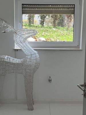 Blick vom Flur ins Gästezimmer