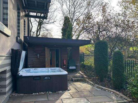 Gästehaus mit Sauna, Duschbad und Whirlpool