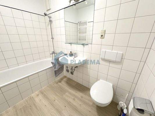 182.04-Bad Ansicht 2