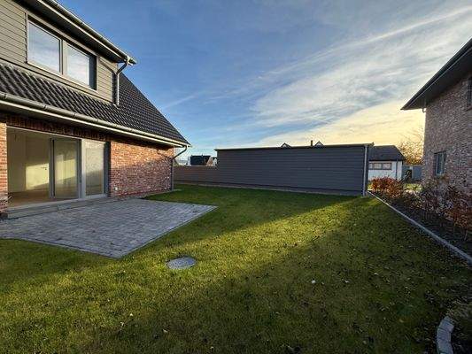 Terrasse + Garten