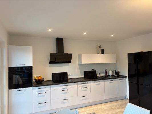 offene Küche mit Einbauküche zur Ablöse