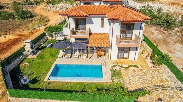 Detached Furnished Villa with Pool and Parking in Kaş Antalya
