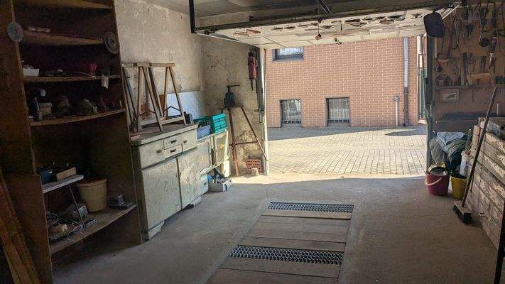 16 - Nebengebäude.jpg