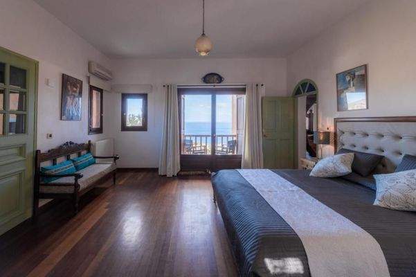 Kreta, Katsikia: Villa und Gästehaus mit fantastischem Ausblick in der Nähe von Agios Nikolaos zu verkaufen