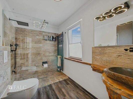 Bad en Suite zum Schlafzimmer