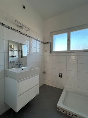 Badezimmer mit Dusche