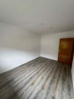 Schlafzimmer_2_1.OG_Links_WE_3