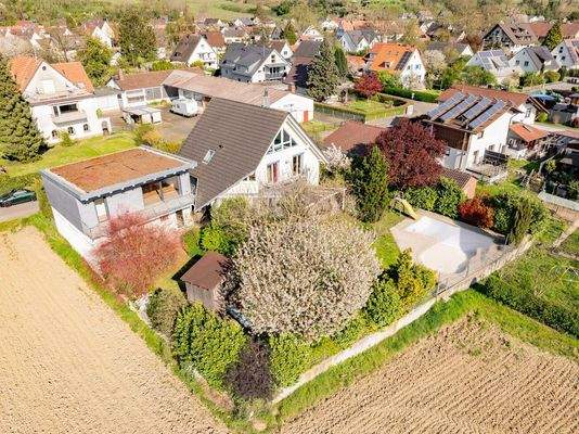 ...ohne Angrenzende Häuser. 