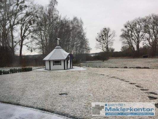 Finnische Kota im Winter