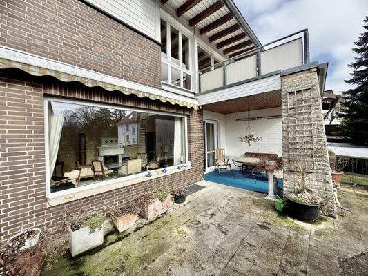 uneinsehbare Terrasse mit Südausrichtung