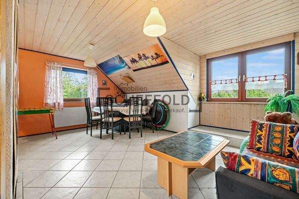 Wohn-/ Essbereich im Dachgeschoss